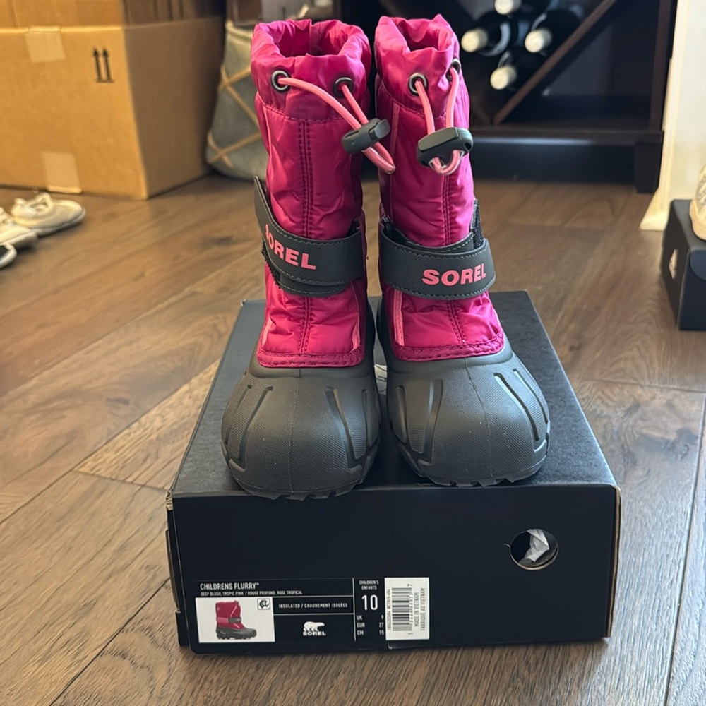 Sorel Children’s Flurry Boots in size 10
